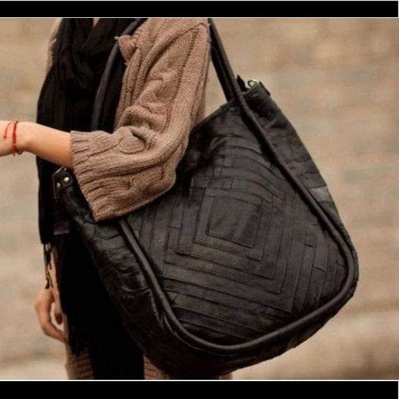 ISO Monserat de Lucca Benicio Leather Tote - Picture 1 of 1